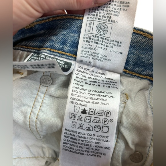 Levis Premium 501 Distressed Denim Cutoff Shorts Size 29 Medium Wash - Picture 9 of 10